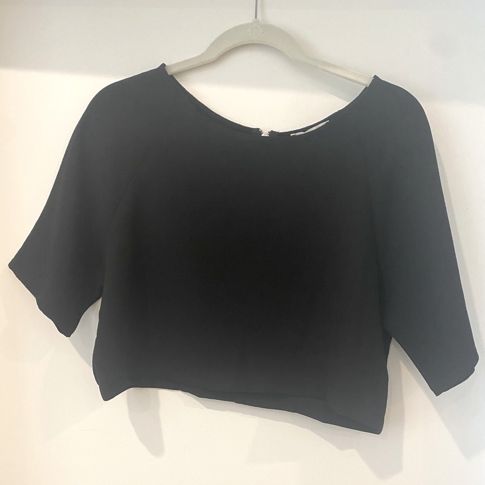 Urban outfitters black off-the-shoulder crop top